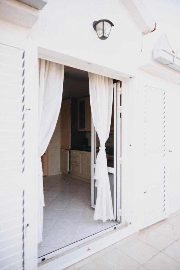 Apartment Blanka With A Beautiful View Of Trogir Exterior photo