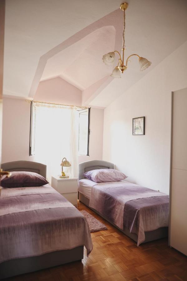 Apartment Blanka With A Beautiful View Of Trogir Exterior photo